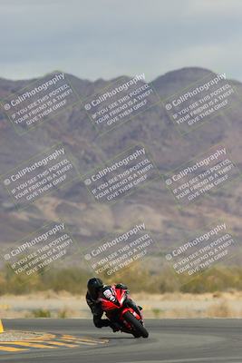 media/Feb-23-2023-Racers Edge (Thu) [[45c9a79e62]]/B Group/Session 2 (Turn 14)/